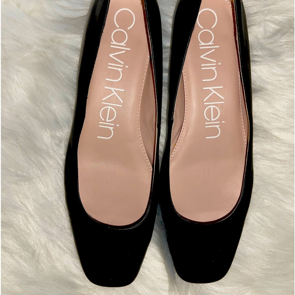 CK 100% leather ballet flats